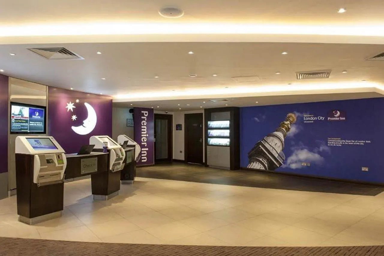 *** Отель Premier Inn London Bank Великобритания